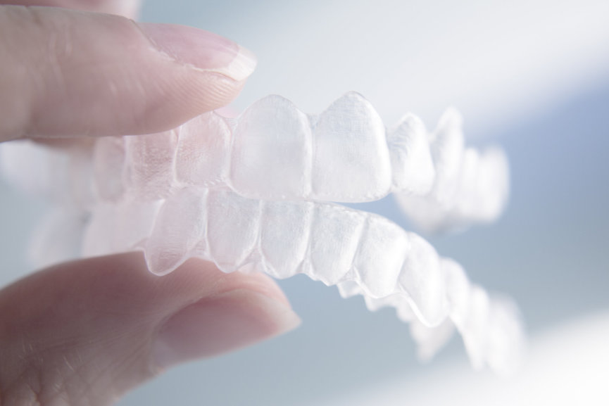 invisalign, invisible braces